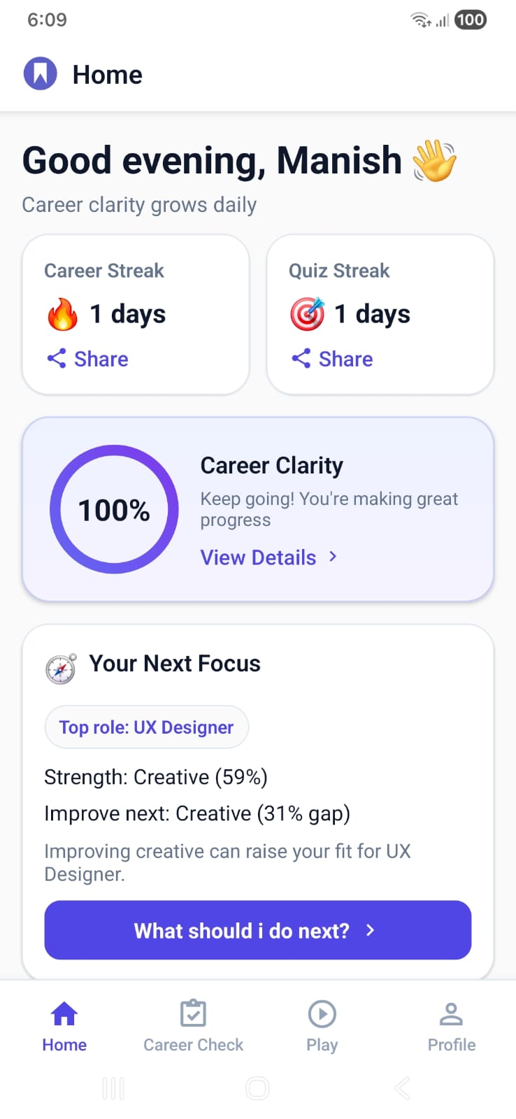 MyCareerBot app home screen with streak and career clarity cards